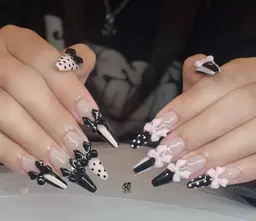 ハンド10本パーツつけ放題。やり放題コース ¥10000