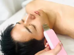 男女OK【フェイシャル】毛穴ザラつき、黒ズミ解消♪毛穴洗浄+小顏45分¥4980