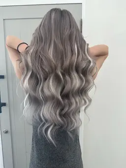 🚩GALになりたい子必見🚩ブリーチ×シールエクステ80本×カット