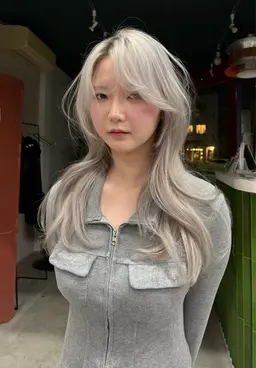 【4月限定🍓】Wカラー（1ブリーチ➕カラー）➕トリートメント🌼 /梅田/中崎町/暖色/オリーブ/ベージュ