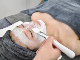 ＼お試しメニュー／【💆🏻‍♀️クイックコース💎】美肌フェイシャルマッサージ