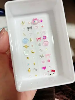 《セット割有》❤️👂耳ツボジュエリー💎✨他メニューとセットで1500円割引‼️