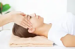 【リピーター様限定🌷価格】極上ドライヘッドスパ　40分コース※血行促進効果のある炭酸美容液を使用したマッサージ付き🍋