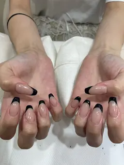 【💛練習モデル💛】フレンチ🩰【オフ込み/クリアorバーチャル🆗/デザインフレンチ🆖】