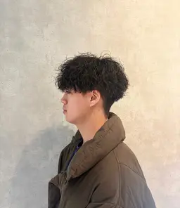 カット+パーマ(ツイストスパイラルパーマ)