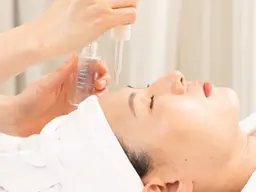 【ニキビ・毛穴ケア】生コラーゲン(世界特許取得)エステ70分¥12000→¥9000