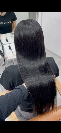 【クリスマス前に❄️🎀🤍】縮毛矯正 ➕ 髪質改善トリートメント 🤍