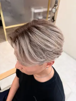 🐩🩶【メンズ限定】【バレイヤージュ】カット➕ブリーチ➕ダメージレスカラー➕プレミヤムトリートメント