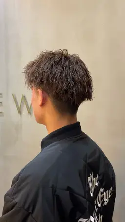 【⚡️旬のパーマ⚡️⠀】メンズカット＋ツイスト/スパイラル/波巻きパーマ＋高保湿トリートメント