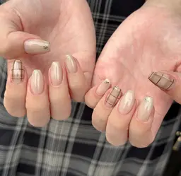 12月限定【新規オフ無料・自爪】アート Aコース (2-4本)  (オフ選択)