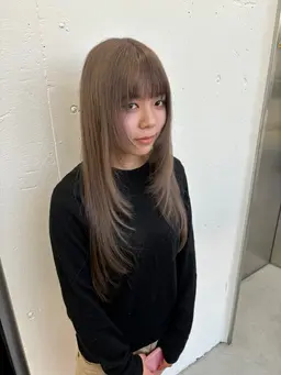 🧴顔周りレイヤーカット＋前処理ケアブリーチ＋ツヤカラー＋補修トリートメント＋シャンプーブロー🧴