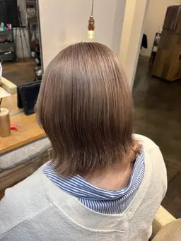 【✨頭皮にしみない施術✨️】ブリーチ+ワンカラー