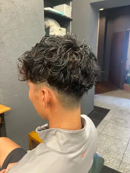 ✨メンズ限定✨ツイスト系パーマ（カット込）＆ミルボントリートメント✨💁‍♂️ （カット込）