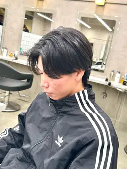 期間限定メニュー❗️【メンズパーマ✖️カット】フェザーや、シャドウなんでも◎ u18​〜​u23限定🟦