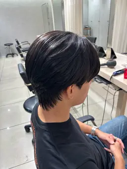 【梅雨前の今がオススメ✨】骨格矯正カット＋ダウンパーマ🔮