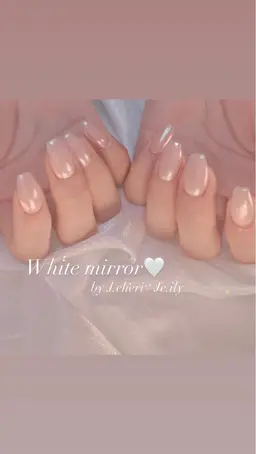 マグネットorミラーネイル🪞🤍⋆。˚✩