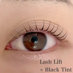 【落ちないマスカラ×パーマ】こだわりパリジェンヌor似合わせパーマ＋ブラックティント¥3990 【土日祝¥4500】