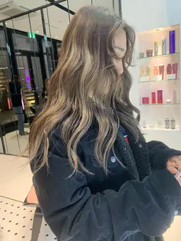 【立体感抜群✨】ハイライトカラー💕✨✨