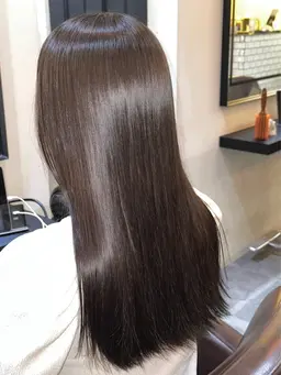 🐋イルミナカラー＋Aujuaトリートメント🍀　透明感と艶髪で最強の髪に👻