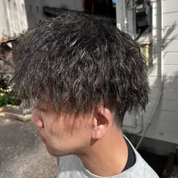 メンズカット＋ツイストスパイラルパーマ🌀＋水トリートメント