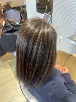 - ̗̀🩶ᩚワンランク上の映える髪に🩶ᩚ  ̖́【カット】➕【ブリーチハイライト】➕【ベーシックTR】