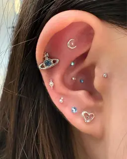 🖤💚耳ツボjewelry💚🖤