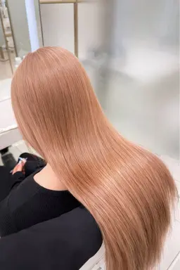 【3月19日(木曜日)限定‼️】ブリーチリタッチ➕プレミアムケアカラー🫧 最高級トリートメント付き‼️