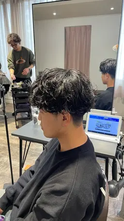 似合わせメンズカット　　　　　　　　　　　シャンプー・ブロー・セット込み