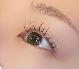 【1月18​〜​22日限定】迷ったらコレ‪‪‪‪‪🫶🏻️ ̖́-🩵束感まつ毛パーマ🩵美容液コーティング仕上げ付き〇