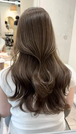 うる艶カラー➕トリートメント　トーンダウン