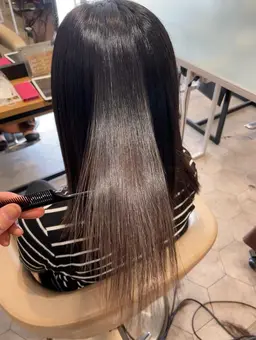 髪質改善トリートメント　¥7000