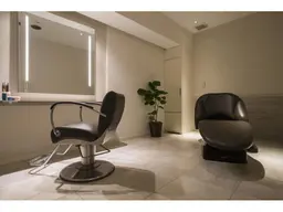 【💜完全個室施術💜】メンズカット+眉カット+浄化スパ（30分）