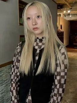 ダブルカラー（ブリーチ+カラー）＋カット❕🎀