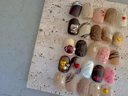 バレンタインデザイン♡オフ込み♡円 カラー変更可能♪♪