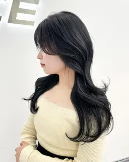 【🪽暗髪だからこそ大切な艶感🪽】透明感の優れた韓国暗髪カラー🇰🇷ワンカラー➕さら艶🤍髪質改善トリートメント