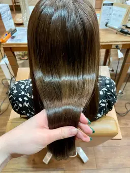 .*･ﾟカット+艶髪ストレート･*.