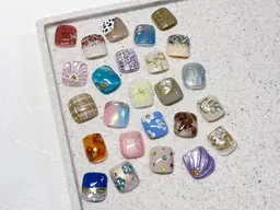 【ソフトジェルオフなし】 親指アートデザイン Foot Gel 平日¥7500/土日祝¥8000※オフ別付替時￥1650