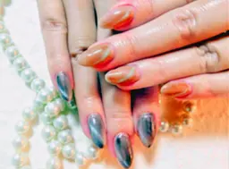 【オフなし】大人気❣️マグネットネイル¥4,500💅🧲💫激レア価格🤭‼️🤯