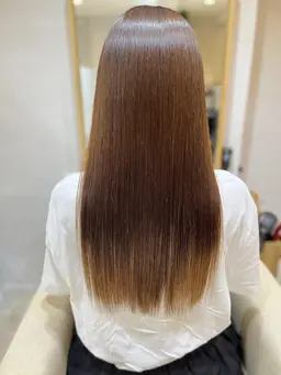 🌞minimo限定🌞３回モデル価格♪パヤパヤ広がる膨らむ緩いクセを優しく伸ばす♪酸熱トリートメント＋髪質改善＋カット