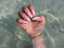 スカルプ長さだし10本(1.5cm以内)+ジェルワンカラー(300種類以上お選び可能)💅🏾フィルイン施術✨