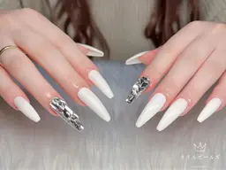 ハンド／チップ長さ出しワンカラー　¥7,980