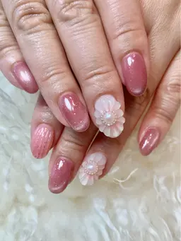 ぷっくりフラワーアート🌼*･ジェルネイル💅パラジェルベース