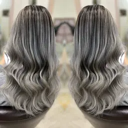 🦋外国人風デザインカラー＋Aujuaトリートメント