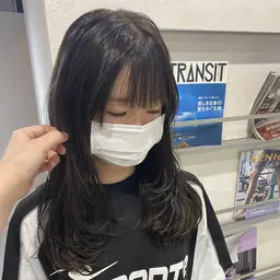 《女性限定》レイヤーカット（3センチ以上切られる方限定）カット+シャンプー¥2750→￥500