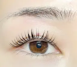 🤍ミニモ限定クーポン🤍アイシャンプー込み！ケラチンラッシュリフト🪄美容液コーティング仕上げ✨