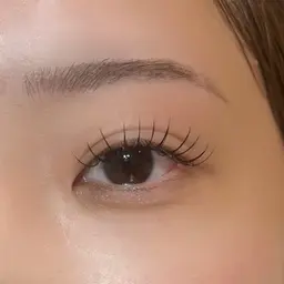 【モデル様】マツエク80本​〜​100本✨