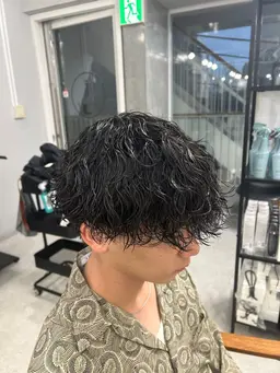 人気Ｎｏ.2‼️「🍁最高のお洒落ヘア🍁メンズパーマ⚡️➕美容液トリートメント🧚