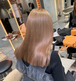 ⚡️ブリーチ縮毛矯正➕トリートメント⚡️ 💓ブリーチ、ハイライト、インナーカラーの方の髪質改善💓