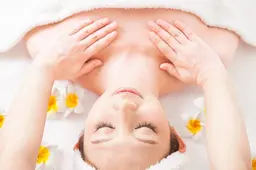 🌿‬スキマ時間でスッキリ！🌿‬💠首肩デコルテのオイルマッサージ💠肩こり/首こり/眼精疲労/むくみ/マッサージ