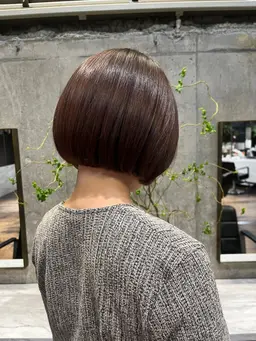 無料ボブカット✂️ぱつっとボブもナチュラルボブもお任せください💫